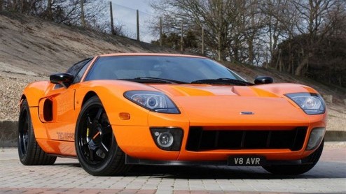 Hoe maak je een Ford GT nog exclusiever? Avro Motor Cars heeft in samenwerking met Roush Technologies een bijzondere Avro 720 Mirage Ford GT ontwikkeld. Met aanpassingen aan exterieur en techniek kun