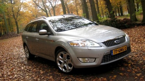 Voor meer dan 13.000 automobilisten is de nieuwe Ford Mondeo hun auto. Sinds de entree van de auto net voor de zomer van 2007 heeft deze gezinsmiddenklasser boven verwachting verkocht. In zon 70% v
