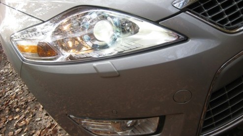 Voor meer dan 13.000 automobilisten is de nieuwe Ford Mondeo hun auto. Sinds de entree van de auto net voor de zomer van 2007 heeft deze gezinsmiddenklasser boven verwachting verkocht. In zon 70% v