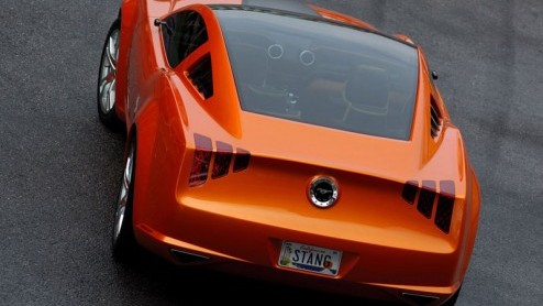 Italianen staan bekend als d mensen die verstand hebben van design. Bijna iedereen is het er wel mee eens dat de mooiste autos dan ook uit Itali komen. Amerikanen daarentegen maken niet echt autos