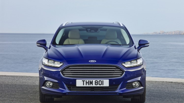 Ford maakte in 2014 een winst van 3,2 miljard dollar. In 2013 maakte Ford nog een winst van 7,2 miljard dollar.