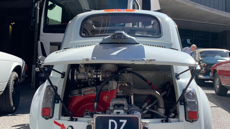 Equipe AutoVandaag doet mee met de 66ste editie van de Tulpenrallye en brengt regelmatig verslag uit.