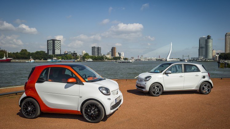 De nieuwe smart fortwo en forfour electric drive wordt aangedreven door de elektromotor van de Renault ZOE maar krijgt het accupakket van het Duitse Accumotive.