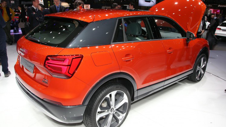 Niet strak en zakelijk maar fris en vrolijk; de nieuwe Audi Q2 is onthuld. Een nieuwe SUV van Audi die in de herfst van 2016 op de markt komt.