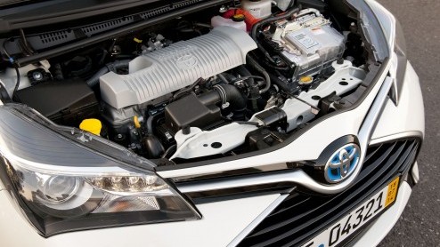 Rijtest vernieuwde Toyota Yaris. De facelift van de Toyota Yaris kostte 85 miljoen euro, maar pakt ook omvangrijker uit dan het eerste oog doet vermoeden.