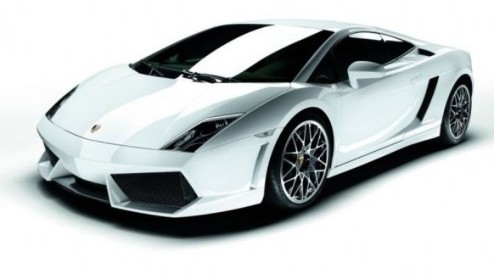 Drukke boel in Genve. Tussen alle studiemodellen, eco-autos en andere nieuwe modellen, is de Lamborghini Gallardo LP560-4 een brutale uitschieter. Deze rasechte sportauto werd - na 5 jaar - eens ond