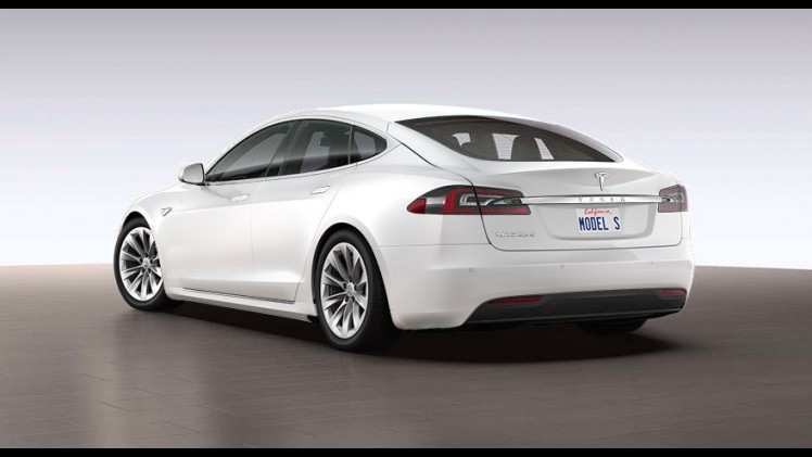 Facelift Tesla Model S voor MY2017 blijft beperkt tot nieuwe LED-koplampen, een andere grille en een paar details. De Model S krijgt geen nog grotere accu's.