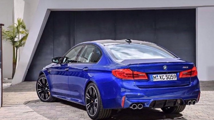 BMW M5
