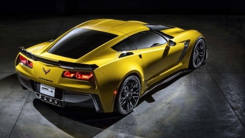 Zie hier de eerste beelden van de Corvette Z06. Morgen is de officile onthulling op de Autoshow van Detroit, maar het is de fabrikant niet gelukt de fotos tot de onthulling onder de pet te houden.