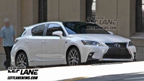 De Lexus CT 200h krijgt voor modeljaar 2014 een kleine opfrisbeurt. Leftlanenews heeft de eerste fotos weten te bemachtigen, genomen tijdens een fotoshoot met de nieuweling.