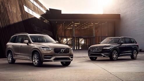Zojuist is officieel het doek getrokken van de Volvo XC90. De beelden zouden eigenlijk nog tot middernacht onder de pet moeten blijven, maar zijn reeds op het web verschenen.