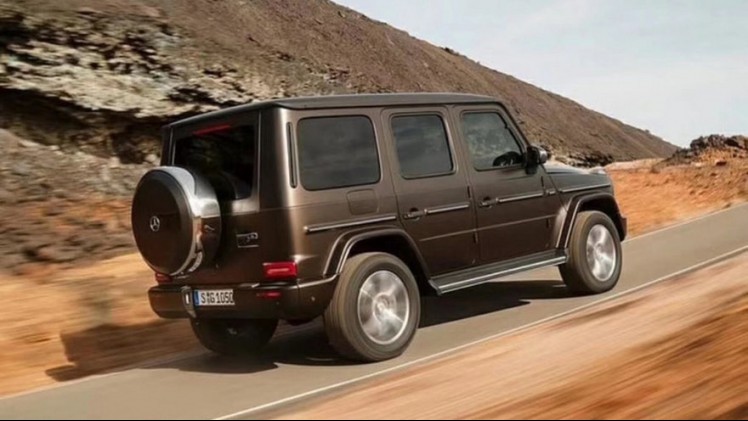 Op 14 janauri onthult Mercedes de nieuwe G-klasse op de Auto Show in Detroit, maar de eerste foto's zijn al uitgelekt.