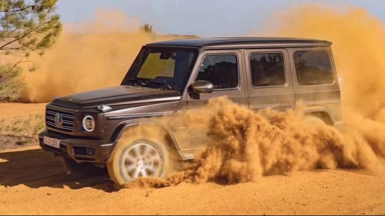 Op 14 janauri onthult Mercedes de nieuwe G-klasse op de Auto Show in Detroit, maar de eerste foto's zijn al uitgelekt.