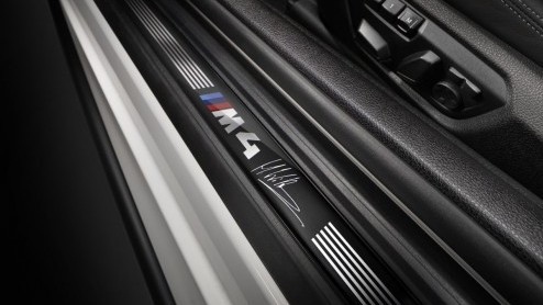 BMW viert zijn overwinning in het DTM-kampioenschap met een strikt gelimiteerde oplage van de M4, de DTM Champion Edition. Het gaat daarbij vooral om de looks, de techniek is niet aangepakt.