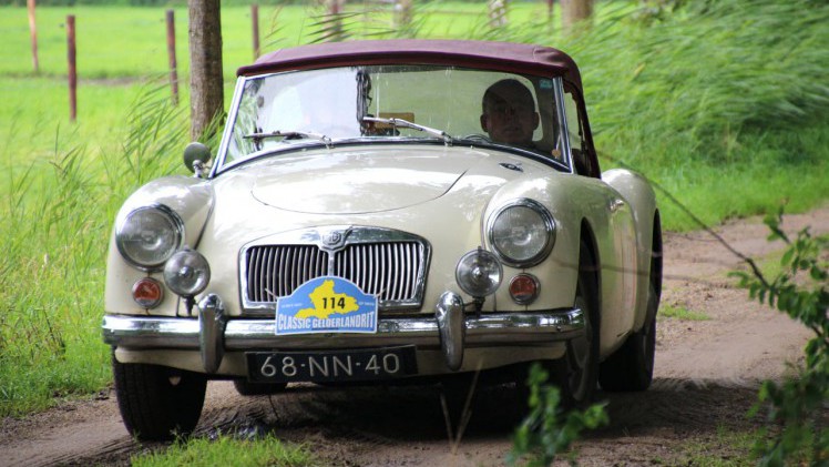 Afgelopen zaterdag 16 september werd de jaarlijkse Classic Gelderlandrit gereden. AutoVandaag was present.