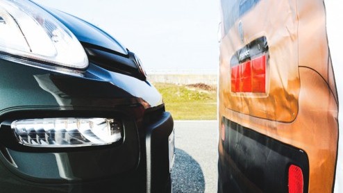 Test Fiat City Brake Control. Fiat levert als een van de weinige merken een optioneel noodremsysteem voor in de stad en fileverkeer. Verkrijgbaar op de Panda en 500L.