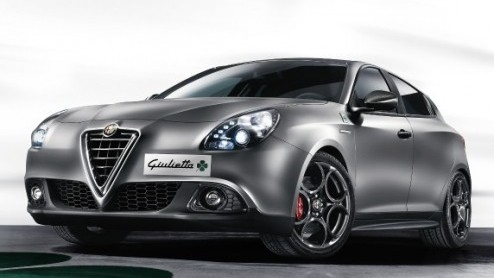 Op de beursstand van Alfa Romeo in Genve zijn alle ogen gericht op de 4C Spider, maar de Italianen hebben meer te melden. Zo schittert op de beursvloer ook een nieuwe Quadrifoglio Verde-uitvoering.