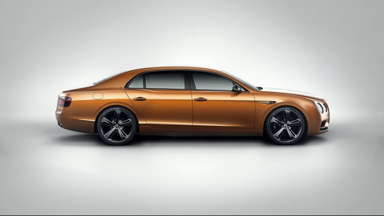 Bentley komt met de snelste vierdeurs Bentley ooit: de Flying Spur W12 S.
