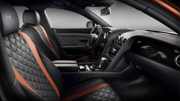 Bentley komt met de snelste vierdeurs Bentley ooit: de Flying Spur W12 S.