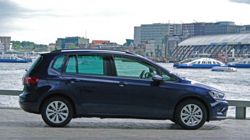 Autotest: Volkswagen Golf Plus groeide nu ook in lengte en werd Golf Sportsvan.
