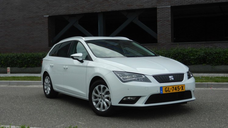 Gratis rijden in nieuwe Seat Leon en Seat Mii met Travelcard tankpas van maximaal 700 euro.