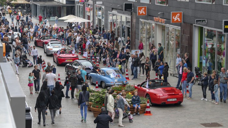 De tweejaarlijkse Porsche Parade was dit jaar te gast in Nederland.