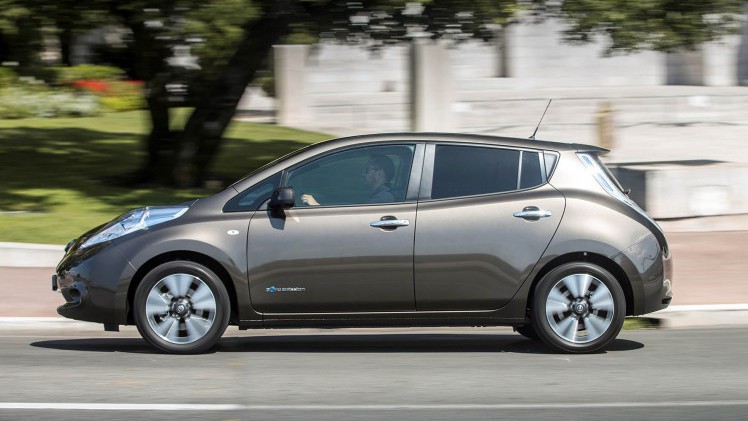 Nissan LEAF krijgt in 2016 een 30kWh accupakket met 250 kilometer actieradius.