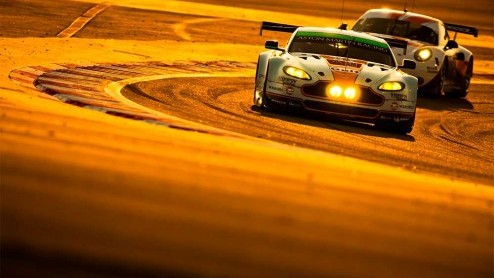 In het World Endurance Championship is de GTE Am klasse beslist in Bahrein. De eerste en tweede plek in het kampioenschap zijn gegaan naar twee Gulf Aston Martins.