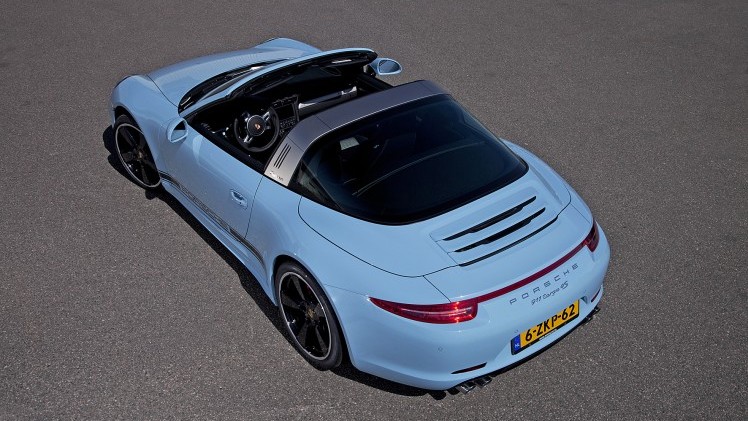 Porsche 911 Targa 4S Exclusive Edition viert 50 jaar 911 targa op AutoRAI 2015. De exclusieve 911 wordt geleverd in een oplage van 15 stuks.