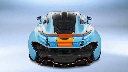 McLaren Special Operations gaat een McLaren P1 onder handen nemen. De opdracht: hij moet de Gulf-kleuren krijgen. Zo moet de auto eruit gaan zien.