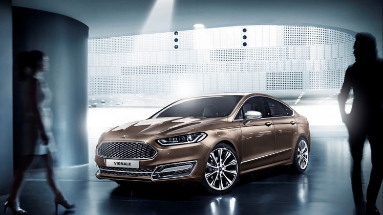 Ford past de prijsstelling van de Mondeo Hybride tijdelijk aan voor particuliere kopers.