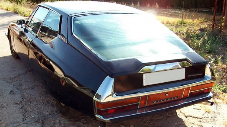 Johan Cruijff heeft twee keer een Citroen SM in zijn bezit gehad. Het ene exemplaar staat in Nederland, de ander is waarschijnlijk in bezit van deze Spanjaard.