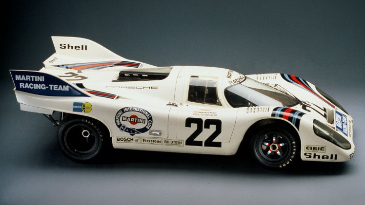Tijdens Historic Grand Prix Zandvoort beleef je drie dagen historische autosportgeschiedenis met prominente merken zoals BMW en Porsche.