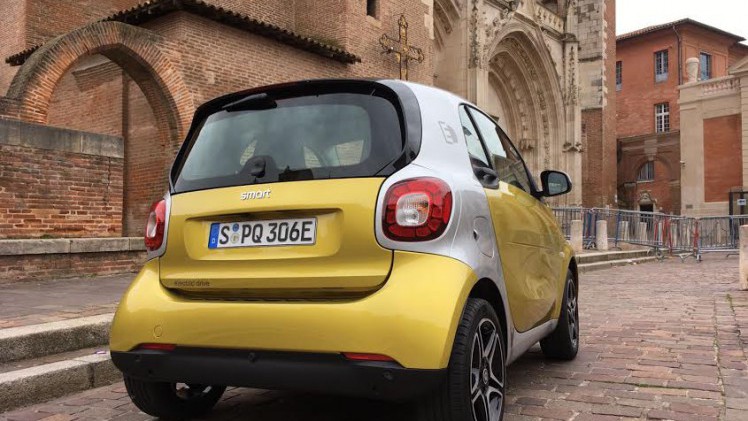 Hoe ver komt de Smart Electric Drive in de praktijk? Je leest het volgende week in de rijtest op de site!