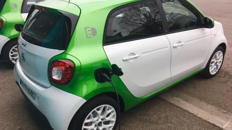 Hoe ver komt de Smart Electric Drive in de praktijk? Je leest het volgende week in de rijtest op de site!