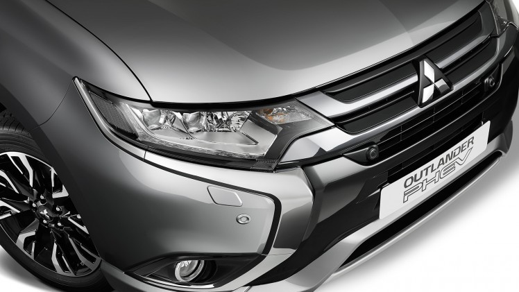 Prijzen en uitvoeringen nieuwe Mitsubishi Outlander PHEV 2015 met 7% bijtelling.
