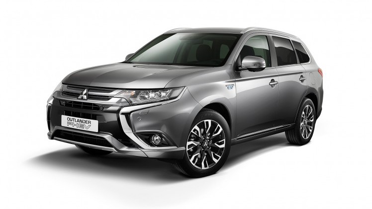 Prijzen en uitvoeringen nieuwe Mitsubishi Outlander PHEV 2015 met 7% bijtelling.