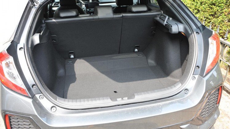 Honda levert de Civic nu ook met een dieselmotor, een prettige machine.