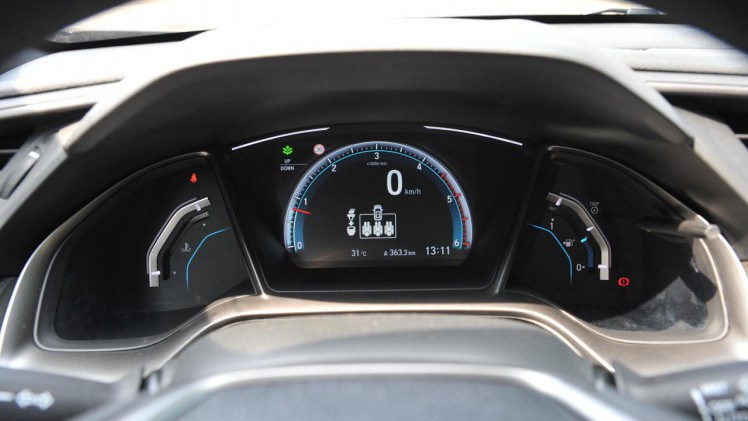 Honda levert de Civic nu ook met een dieselmotor, een prettige machine.
