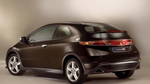 Op de British Motorshow staan aardig wat wereldprimeurs op ons te wachten. Vandaag kregen wij wederom een persbericht binnen over een wereldprimeur. Dit keer is het Honda die de Civic drie deurs aan h