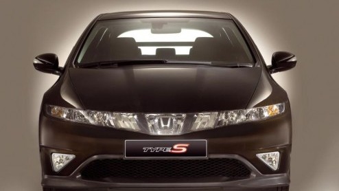 Op de British Motorshow staan aardig wat wereldprimeurs op ons te wachten. Vandaag kregen wij wederom een persbericht binnen over een wereldprimeur. Dit keer is het Honda die de Civic drie deurs aan h
