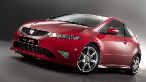 We worden al maanden geprikkeld door Honda over hoe de definitieve hot-hatch van Honda er uit gaat zien. Via het knalgele conceptmodel van een paar maanden geleden kregen we al een aardige indruk, m