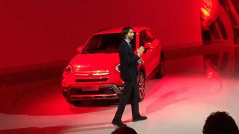 Bij de ontwikkeling van de Fiat 500X is een hybride variant overwogen. Dat vertelt Gianluca Italia, CEO van Fiat EMEA aan AutoVandaag.