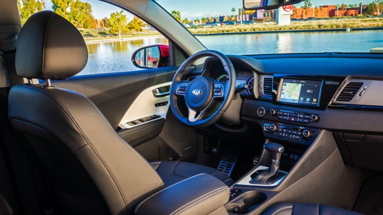 Introductie Kia Niro op Chicago Auto Show. De hybride Niro komt later in 2016 op de Nederlandse markt.