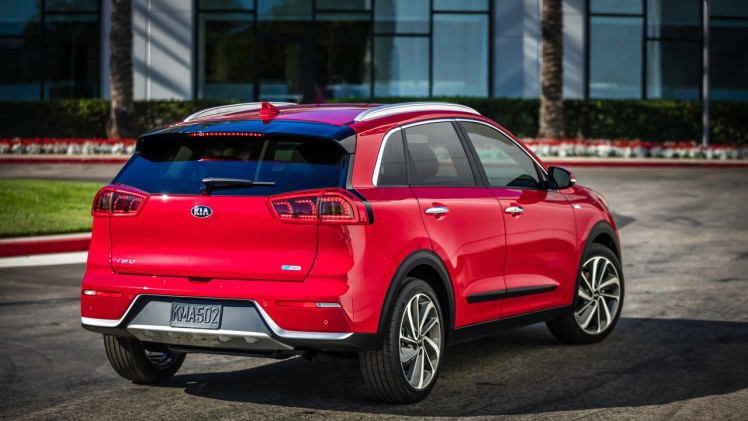 Introductie Kia Niro op Chicago Auto Show. De hybride Niro komt later in 2016 op de Nederlandse markt.