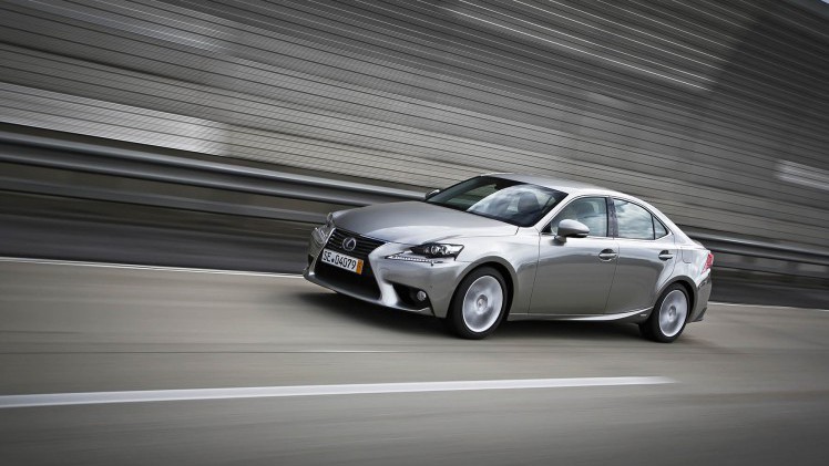 Lexus maakt hybridemodellen CT 200h, NX 300h en IS 300h voordeliger in 2016. Zowel de CT als IS komen in 2016 in aanmerking voor 21% bijtelling.