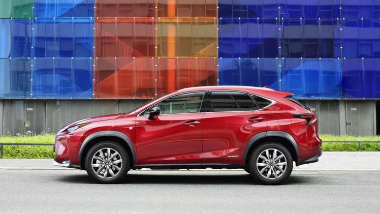 Lexus maakt hybridemodellen CT 200h, NX 300h en IS 300h voordeliger in 2016. Zowel de CT als IS komen in 2016 in aanmerking voor 21% bijtelling.