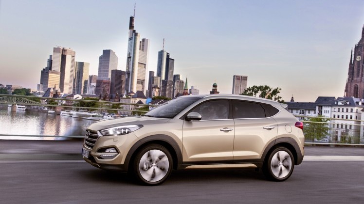 Autotest nieuwe Hyundai Tucson 2015 met 1.6 T-GDI en 2.0 CRDi. Het is de opvolger van de ix35 met meer ruimte en luxe.