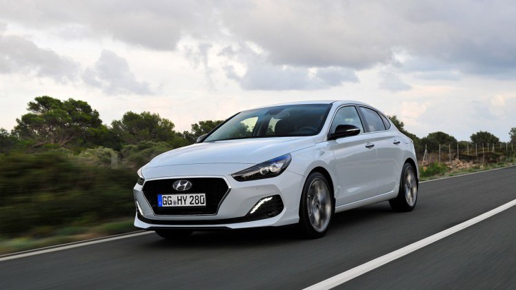 Hyundai maakt complete leveringsprogramma i30 Fastback bekend.