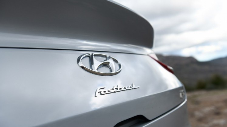 Hyundai maakt complete leveringsprogramma i30 Fastback bekend.
